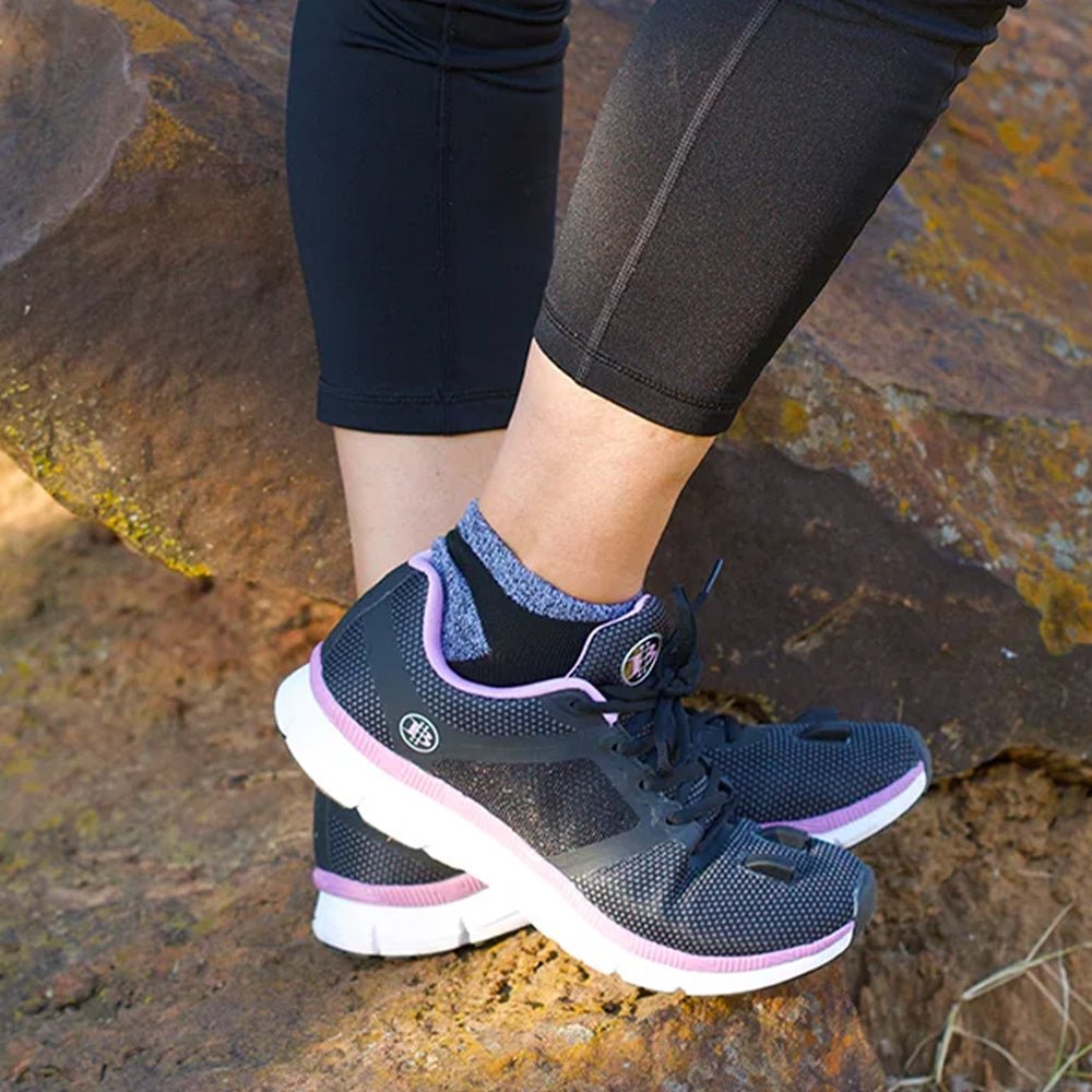 High Beam Women's Night Runner Shoes - Solutionist